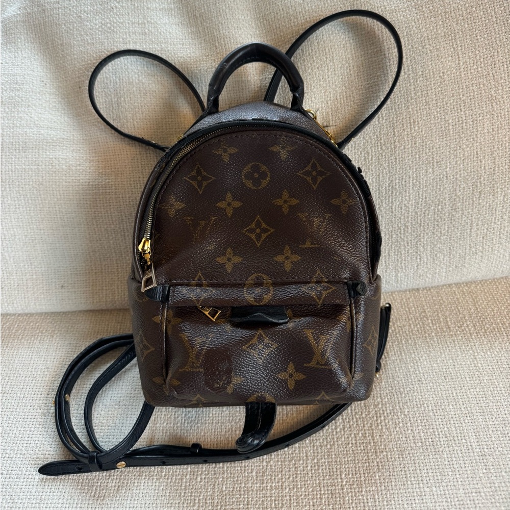 Authentic Louis Vuitton Backpack ✨